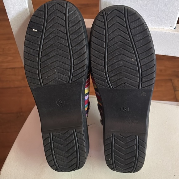 Colorful Striped Ingaro Women's Mules - Picture 2 of 6